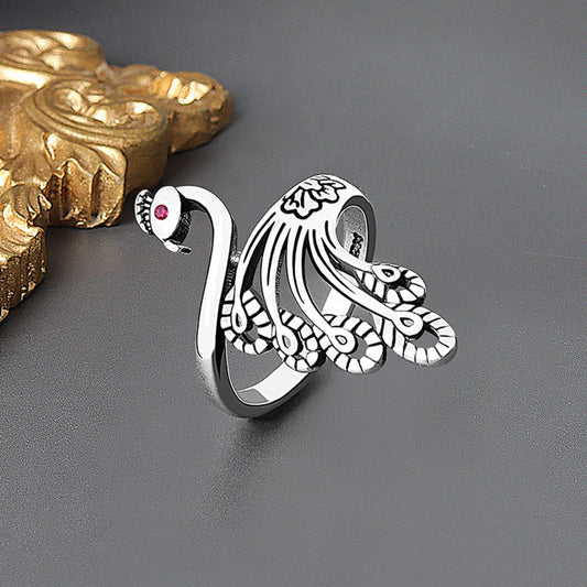 Knitting Adjustable Ring / Silver Tension Ring / Peacock Design / Knitting Tool / Finger Yarn Guide / Gift for Knitters (859)
