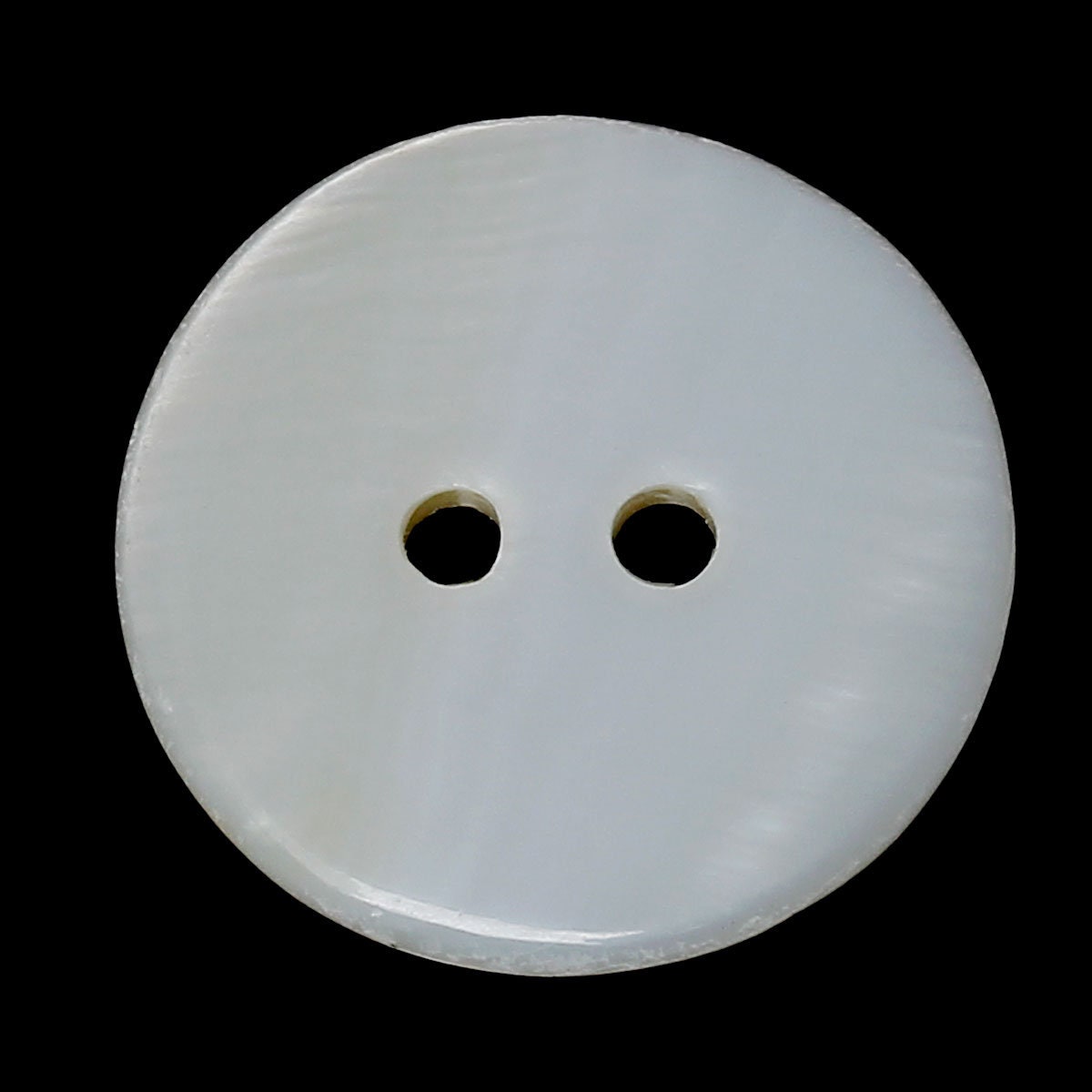 Shell Button - White - 2 Holes - 21 mm -  Shell  Buttons Sewing Scrap booking (67084)