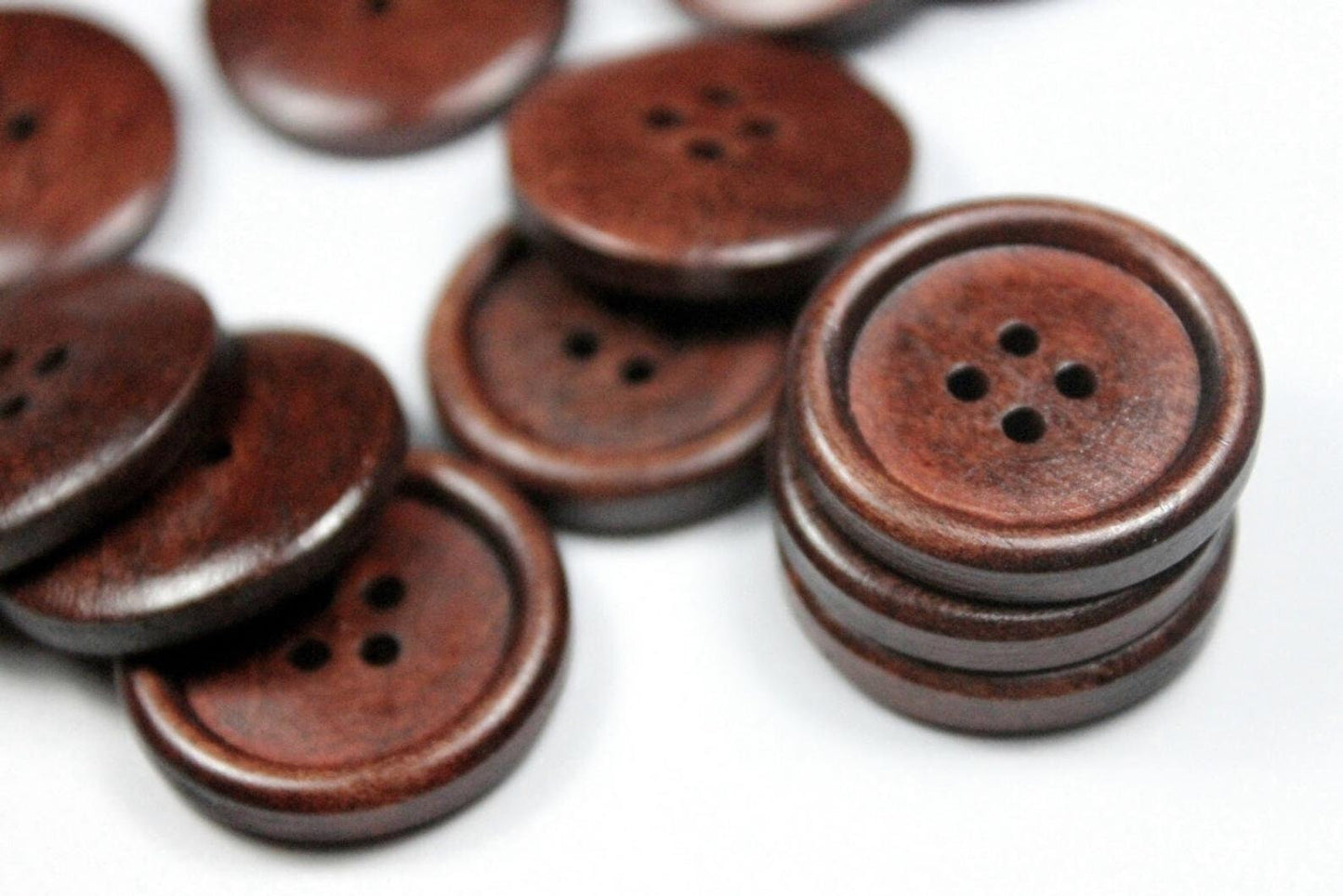 FREE SHIPPING - Brown Wooden Buttons - 25mm (1 inch) - 4 Holes - Knitting Buttons - Round Sewing Wood Buttons 25mm (1") (SH040956)