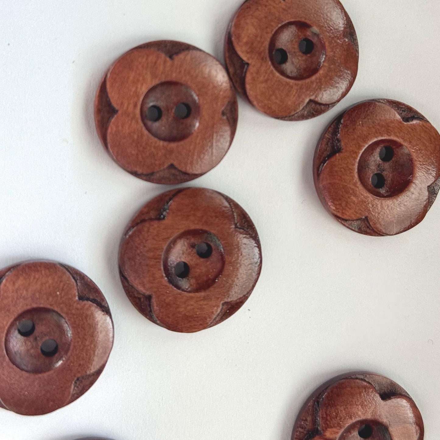 Dark Brown Coffee Wooden Buttons - 20mm (approx.  3/4 inch) - 2 Hole - Wood Buttons butt-mah-flr-b