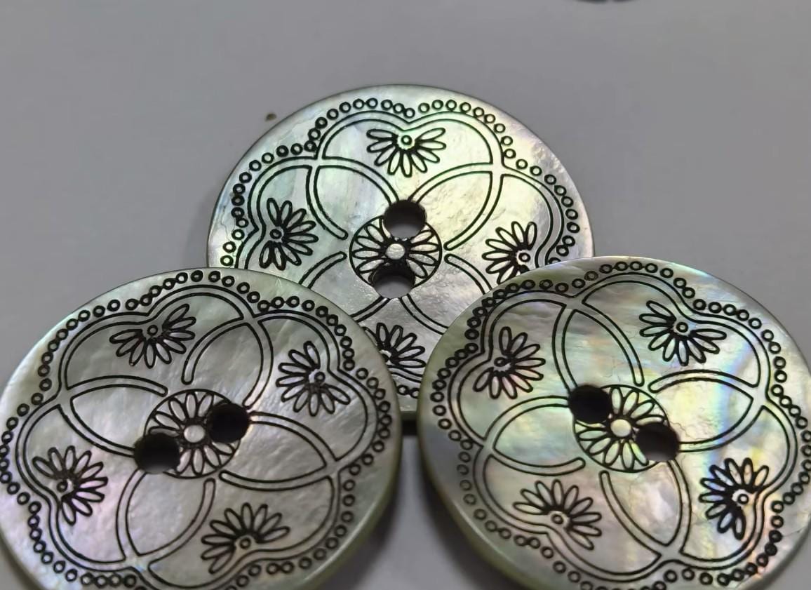 Gray Decorative Shell Buttons - 23mm - 2 Hole - Flat Natural Shell Button (shell-dec-23mm-a)