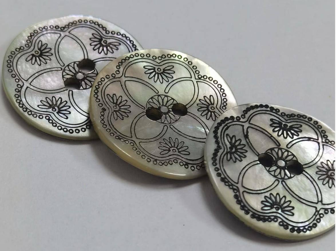 Gray Decorative Shell Buttons - 23mm - 2 Hole - Flat Natural Shell Button (shell-dec-23mm-a)